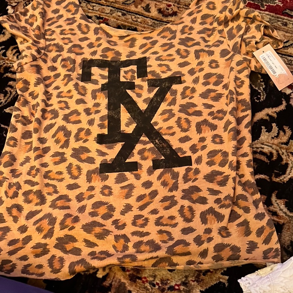 BRAND NEW SHIRT